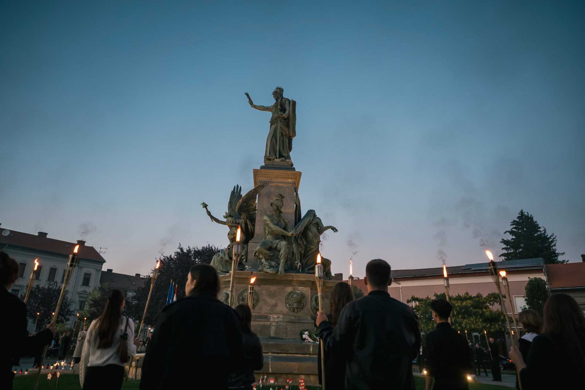 Az aradi Szabadság-szobornál tartottak megemlékezést | Fotó: Kelemen Hunor Facebook-oldala