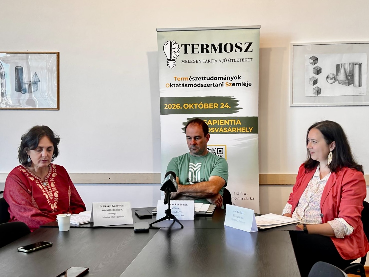 Belényesi Gabriella, Domokos József és Jó Borbála. | Fotó: Maszol/Rákóczi Kinga