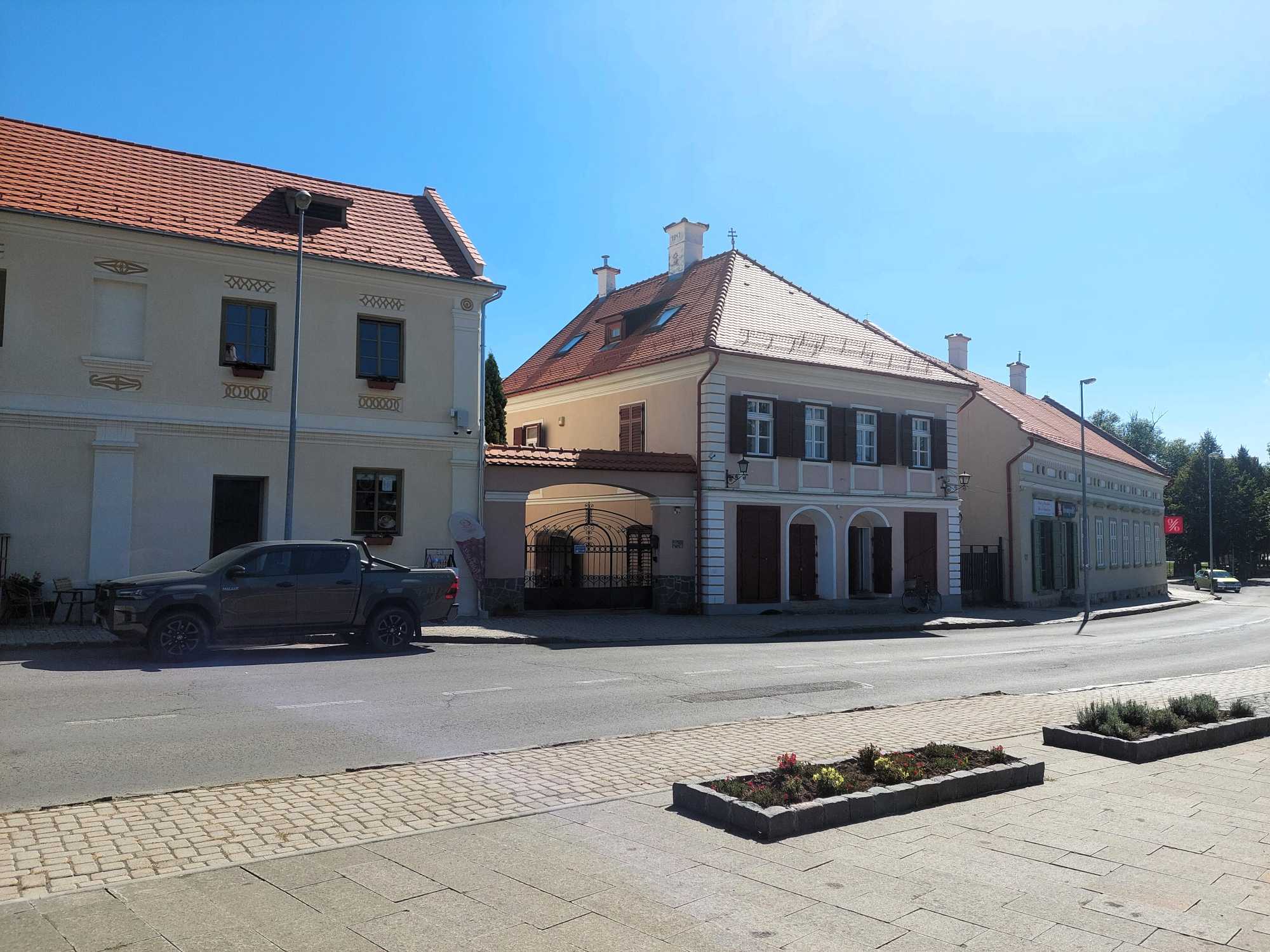Felújított épületek, új funkciók.
