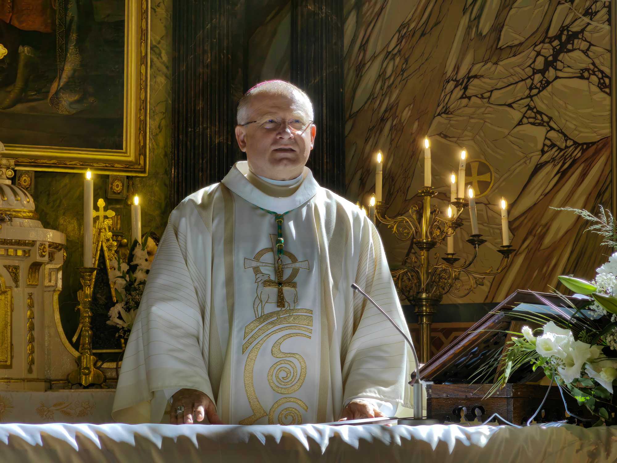 A szentmisét a nagyváradi megyéspüspök celebrálta