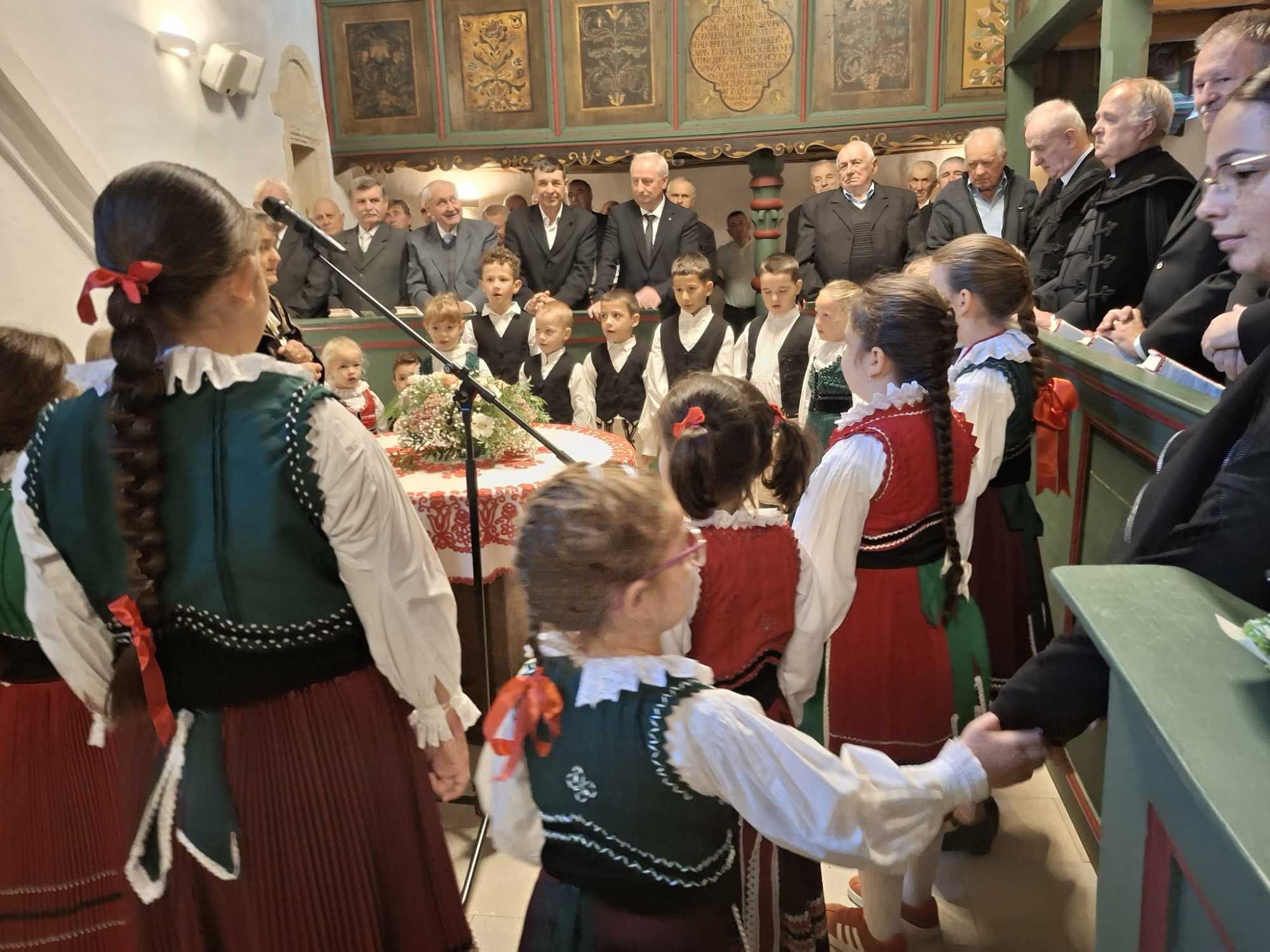 Ünnepelt a közösség