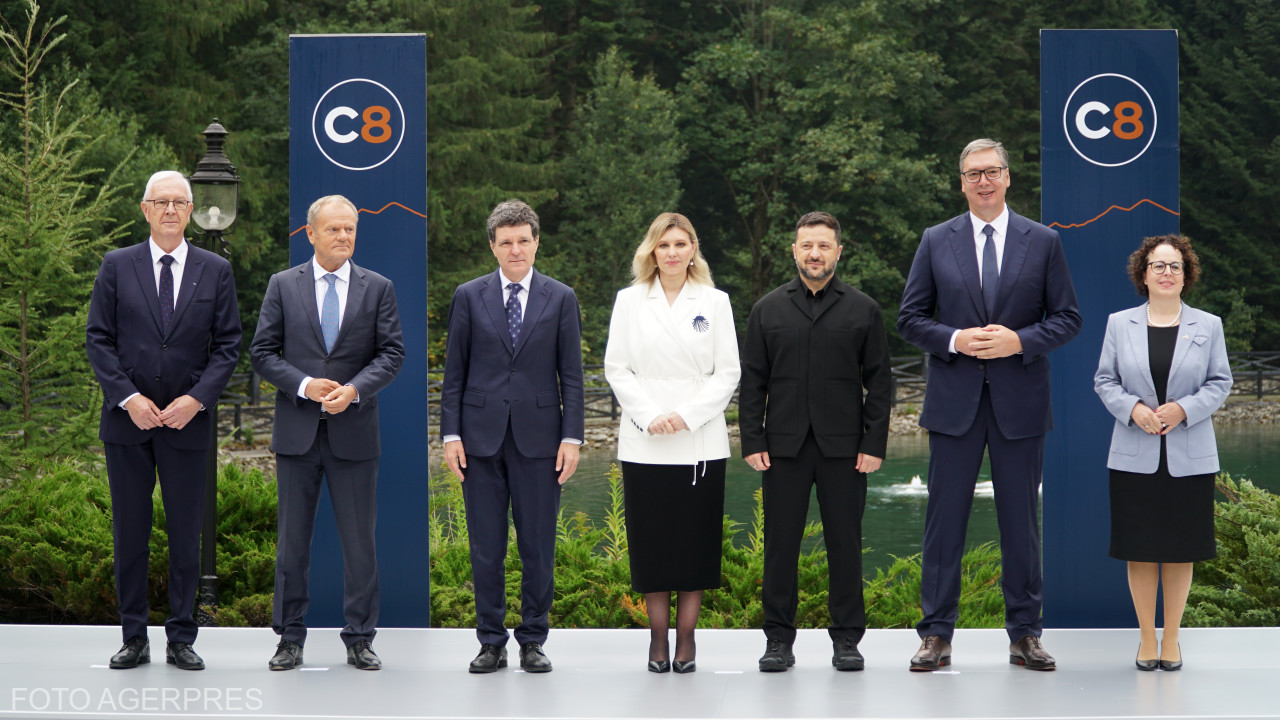 A C8 tagjai | Fotók: Agerpres/EPA