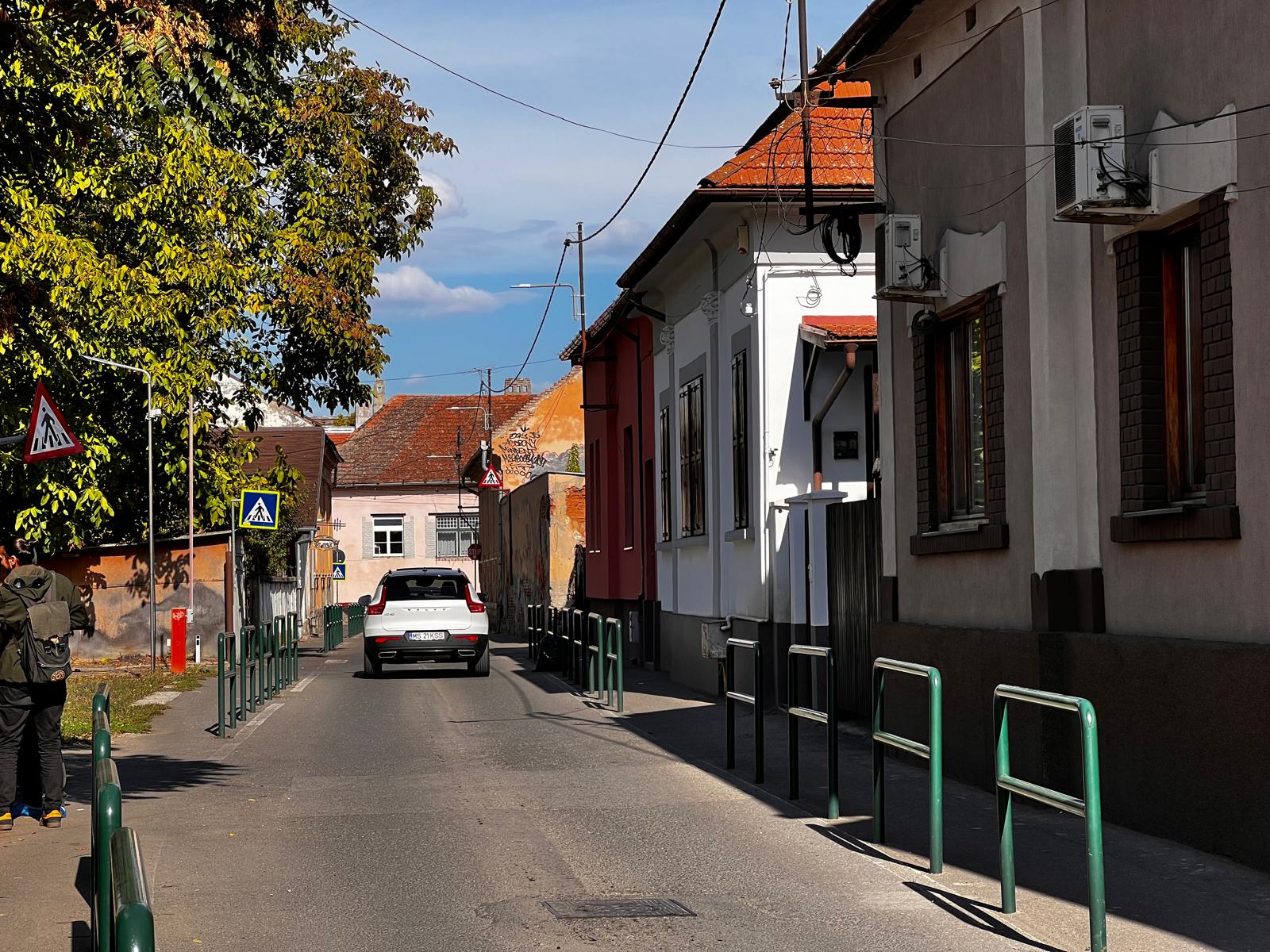 A Ballada utca jelenleg egy keskeny utca ami az épülő mélygarázs közvetlen szomszédságában van. | Fotó: Rákóczi Kinga