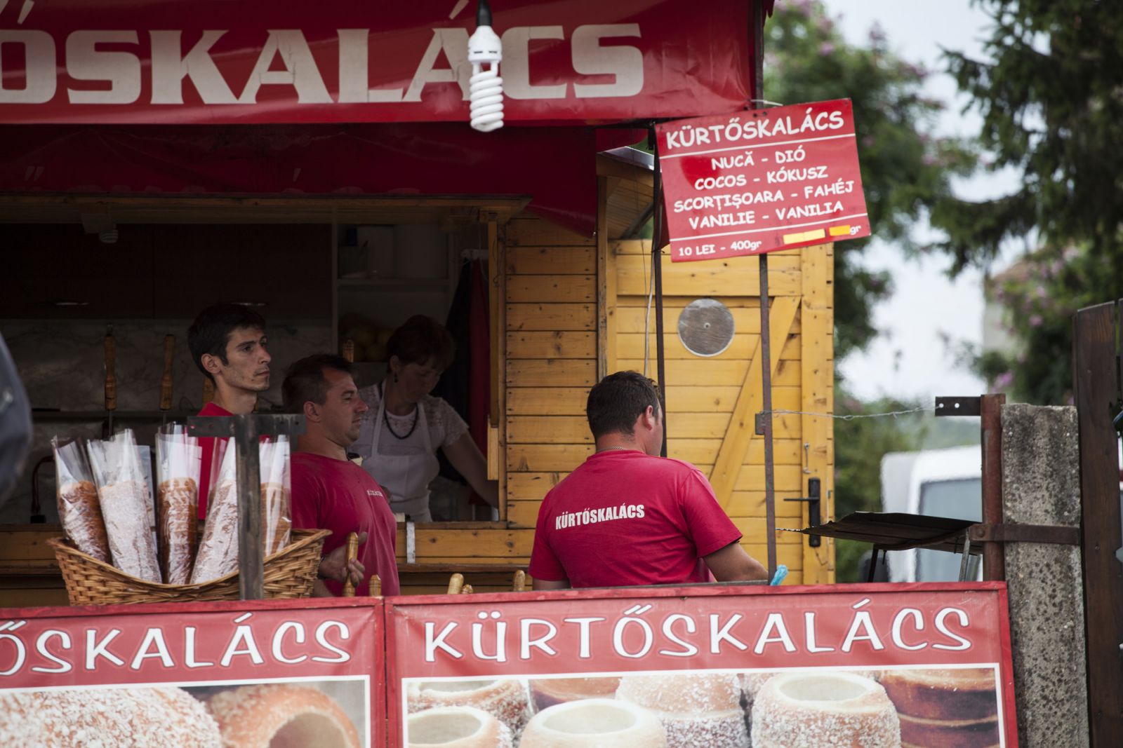 Kürtőskalács-árusból legalább négyet számoltunk össze.
