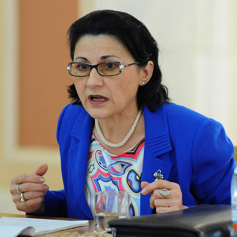 andronescu0817