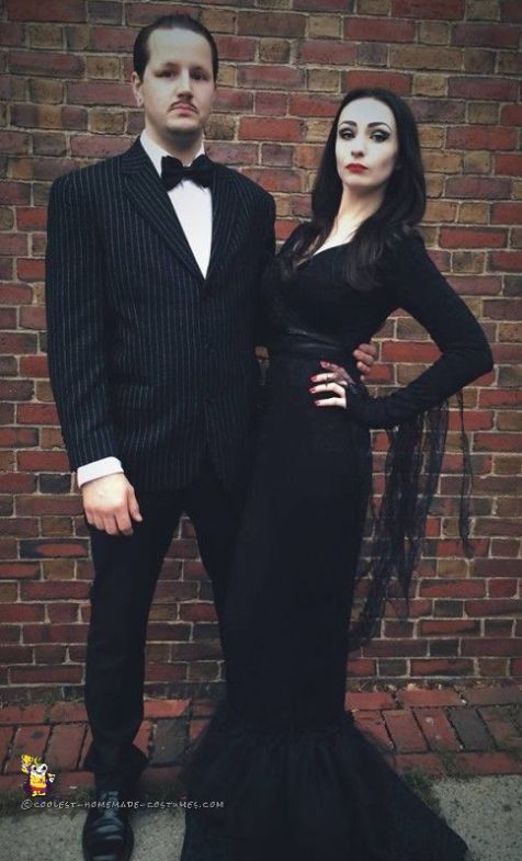 A párok beöltözhetnek Addams Family két tagjának: drámai és félelmetes lesz a megjelenésük.