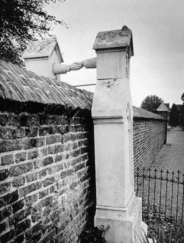Katolikus nő és protestáns férje sírja 1888-ban, Hollandiában.