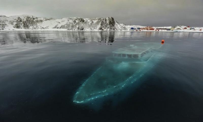 Elsüllyedt yacht az Antarktikánál