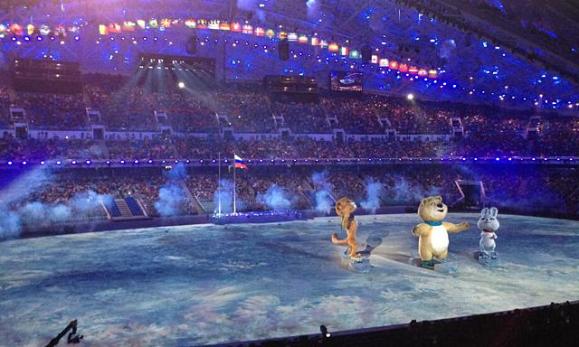 A 2014-es szocsi téli olimpia hivatalos kabalafigurái, egy hópárduc, mezei nyúl és egy jegesmedve.